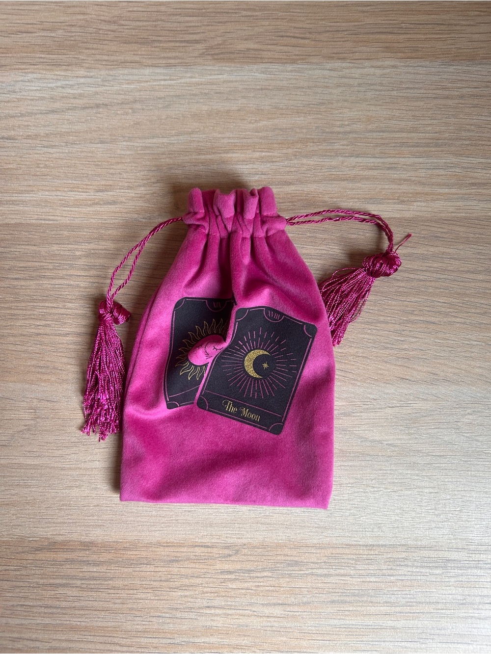 Pink Velvet Drawstring Tarot Pouch - Picture 2 of 4